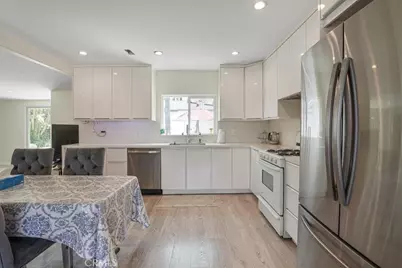 18352 Bessemer Street, Tarzana, CA 91335 - Photo 18