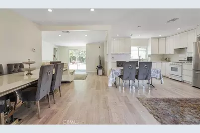 18352 Bessemer Street, Tarzana, CA 91335 - Photo 12