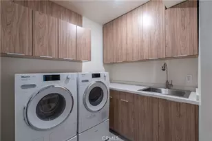 1947 Glencoe Way, Los Angeles, CA 90068 - Photo 26