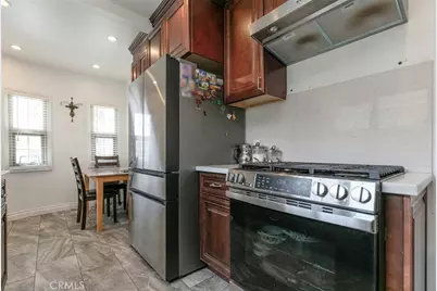 533 Hawthorne Street, Glendale, CA 91204 - Photo 14