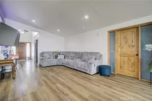 13691 Gavina Ave, Sylmar, CA 91342 - Photo 8