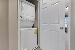 14665 Sherman Way, Van Nuys, CA 91405 - Photo 18