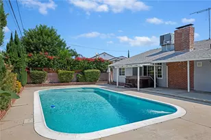 9021 Rubio Ave, North Hills, CA 91343 - Photo 14