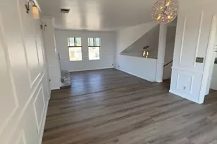 15682 Kingswood Dr, Victorville, CA 92395 - Photo 14