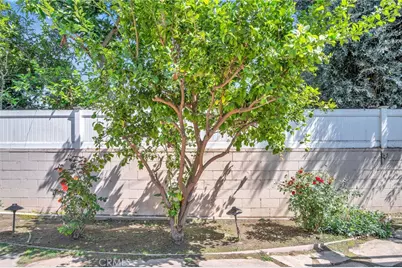 1343 N Whitnall Hwy, Burbank, CA 91505 - Photo 36