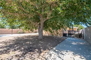 38632 Lemsford Ave, Palmdale, CA 93550 - Photo 30