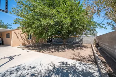 38632 Lemsford Avenue, Palmdale, CA 93550 - Photo 28