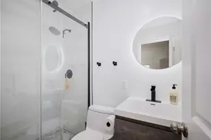 5700 Etiwanda Ave, Tarzana, CA 91356 - Photo 12