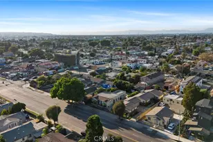 1337 W Gage Ave, Los Angeles, CA 90044 - Photo 22