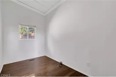 5102 Medina Road, Woodland Hills, CA 91364 - Photo 20
