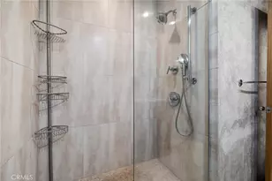 5339 Newcastle Ave, Encino, CA 91316 - Photo 24