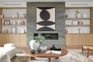 13024 Bloomfield St, Studio City, CA 91604 - Photo 2