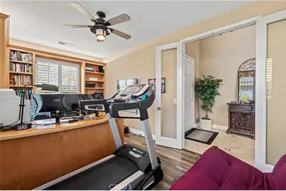25221 Summerhill Lane, Stevenson Ranch, CA 91381 - Photo 32