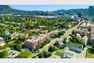 4310 Cahuenga Boulevard #103, Toluca Lake, CA 91602 - Photo 8