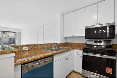 18808 Mandan Street #309, Canyon Country, CA 91351 - Photo 6