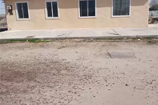 11028 E Avenue R, Littlerock, CA 93543 - Photo 6