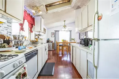 3300 15th Street #230, Rosamond, CA 93560 - Photo 10