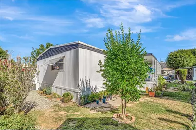 27361 Sierra Hwy #109, Canyon Country, CA 91351 - Photo 38