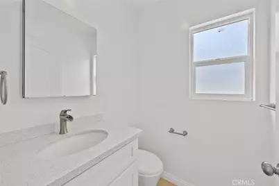 325 N Glenwood Place, Burbank, CA 91506 - Photo 10