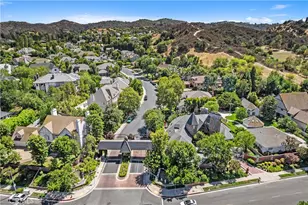 4751 Westchester Dr, Woodland Hills, CA 91364 - Photo 40