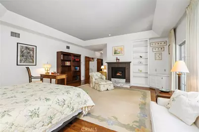 4751 Westchester Drive, Woodland Hills, CA 91364 - Photo 20