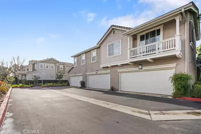 27446 Acacia Drive, Valencia, CA 91354 - Photo 32