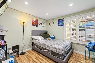 9689 Kewen Avenue, Pacoima, CA 91331 - Photo 14