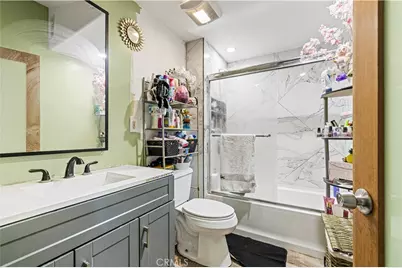 9689 Kewen Avenue, Pacoima, CA 91331 - Photo 12