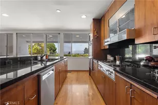 3511 Stonehill Pl, Sherman Oaks, CA 91423 - Photo 16