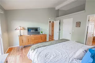 20164 Crest View Dr, Canyon Country, CA 91351 - Photo 22