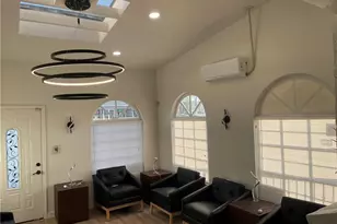 660 W 7th St, San Pedro, CA 90731 - Photo 8