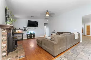 431 W 72nd St, Rosamond, CA 93560 - Photo 14