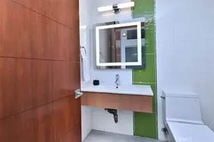 1152 N La Cienega Blvd, West Hollywood, CA 90069 - Photo 30