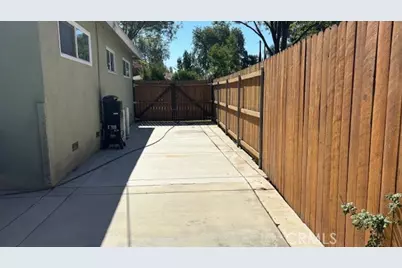 3441 Tipperary Way, Riverside, CA 92506 - Photo 10