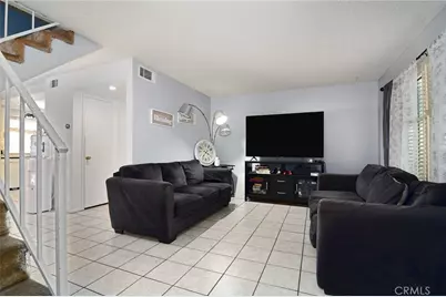 13475 Hubbard Street #31, Sylmar, CA 91342 - Photo 2