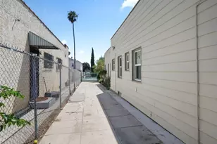 2245 W 27th St, Los Angeles, CA 90018 - Photo 60