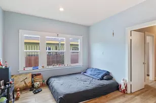 2245 W 27th St, Los Angeles, CA 90018 - Photo 56