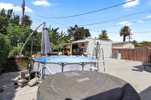 2245 W 27th St, Los Angeles, CA 90018 - Photo 28