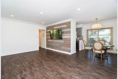 6041 Fountain Park Street #9, Woodland Hills, CA 91367 - Photo 4