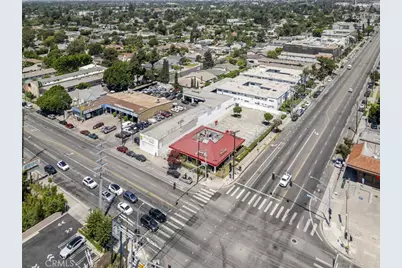 12113 Burbank Boulevard, Valley Village, CA 91607 - Photo 4
