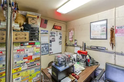 12113 Burbank Boulevard, Valley Village, CA 91607 - Photo 18