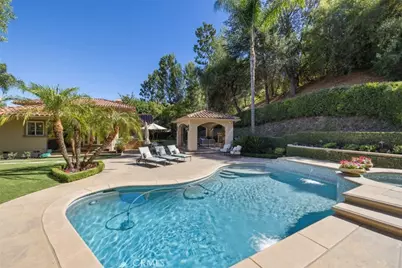 23440 Park Hacienda, Calabasas, CA 91302 - Photo 22