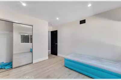 10122 Jovita Avenue, Chatsworth, CA 91311 - Photo 22