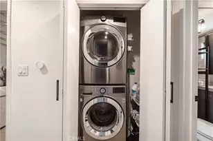 324 Chestnut Ave, Los Angeles, CA 90042 - Photo 18