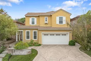 26821 Peppertree Dr, Valencia, CA 91381 - Photo 2