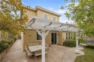 26821 Peppertree Dr, Valencia, CA 91381 - Photo 56