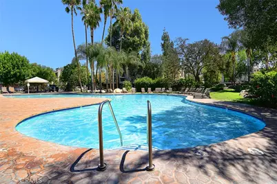 5530 Owensmouth Avenue #123, Woodland Hills, CA 91367 - Photo 18