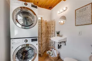 6901 Bertrand Ave, Reseda, CA 91335 - Photo 22