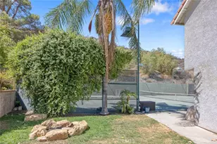 20906 Susan Carole Dr, Saugus, CA 91350 - Photo 40