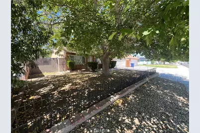 38609 32nd Street, Palmdale, CA 93550 - Photo 4